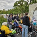 Schüler:Innen der 1ET15 zu Besuch im Seniorenheim