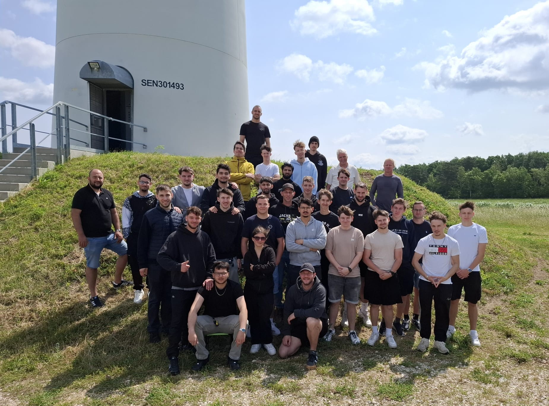 Die 4ETE1 zu Besuch bei der Windkraft Simonsfeld