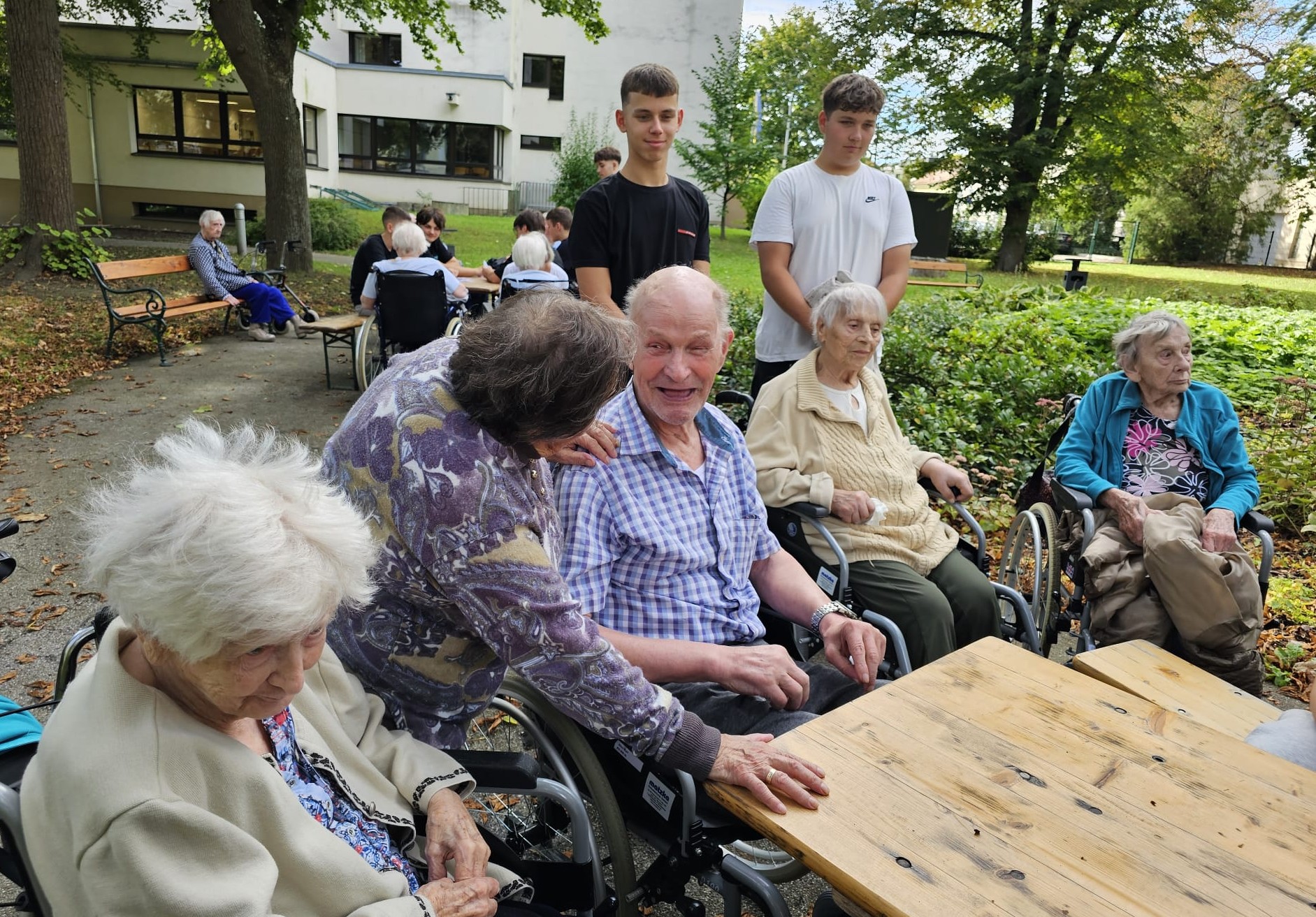 Generationen-Leseausflug der 1ET4 ins Altersheim Stockerau