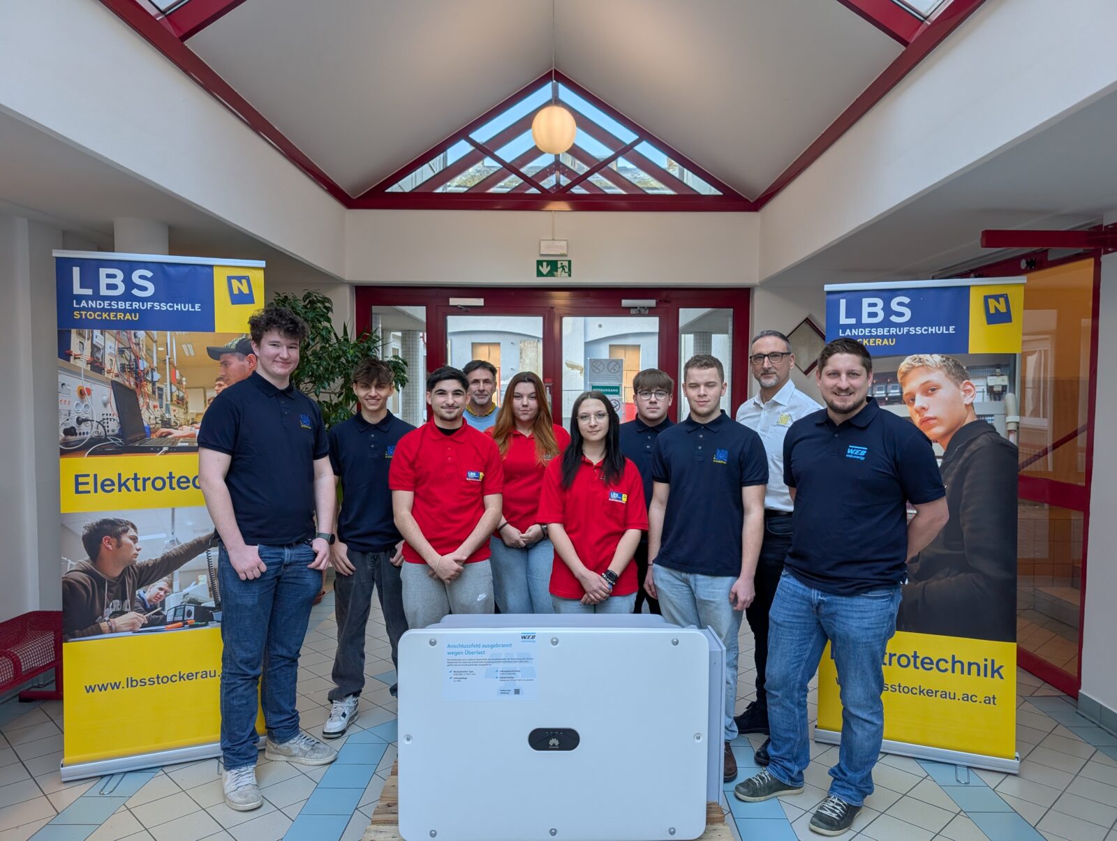 Energiewende beginnt im Klassenzimmer: HTL Hollabrunn und LBS Stockerau arbeiten mit W.E.B zusammen – praxisnahe Ausbildung für die Energiezukunft