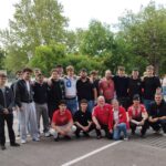 Schüler der dritten Klassen am Weltrotkreuztag beim Fackelzug in Tulln